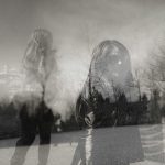 夢は人生の説明書ではないと伝える、現実と無意識の境界を表したイメージ